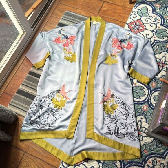 lost ink plus LONGLINE KIMONO WITH EMBROIDERY - Picture 8 of 9